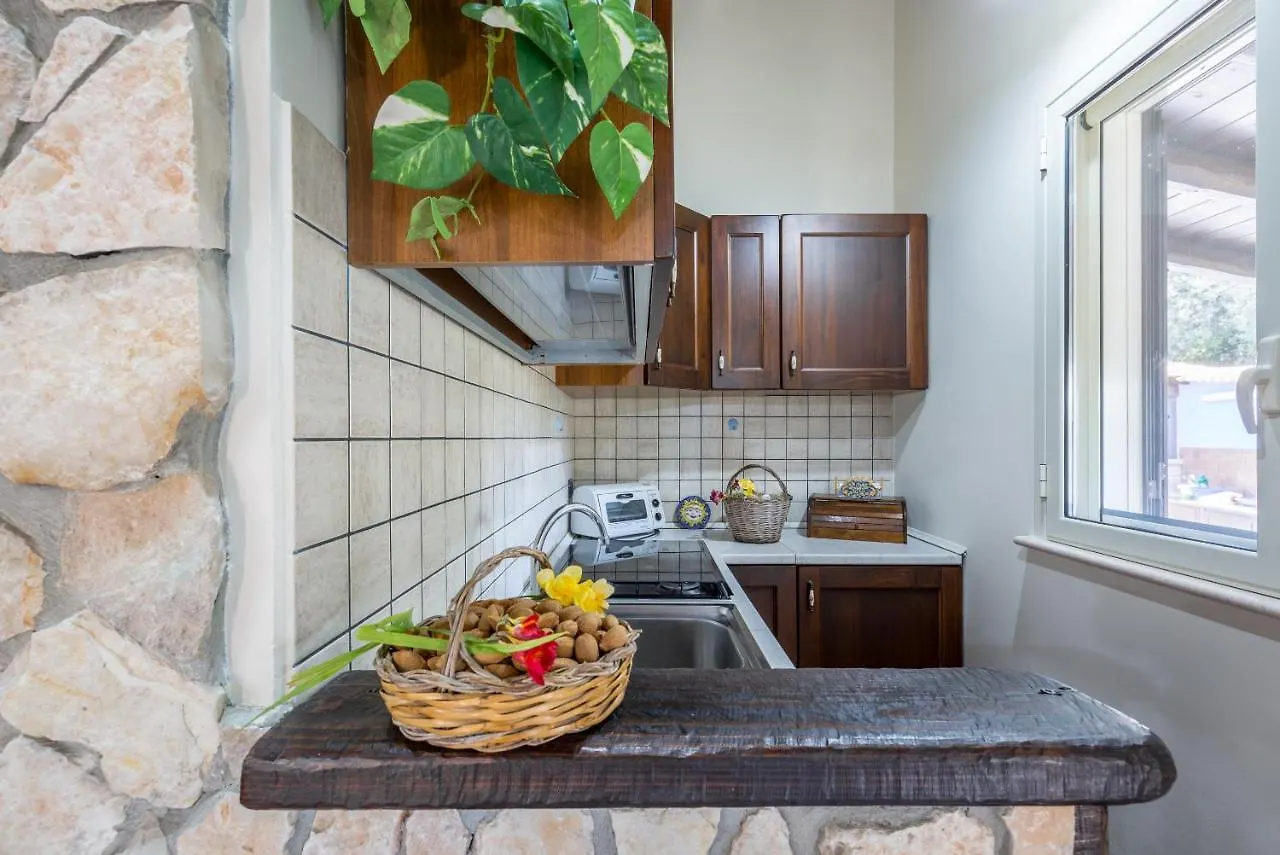 Jasmine House Near The Sandy Beach Parking & Wifi Villa Calabernardo 0*,